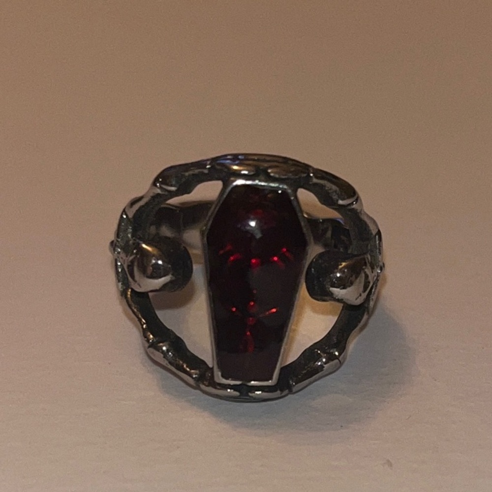 Elegant Silver and Red Women's Ring